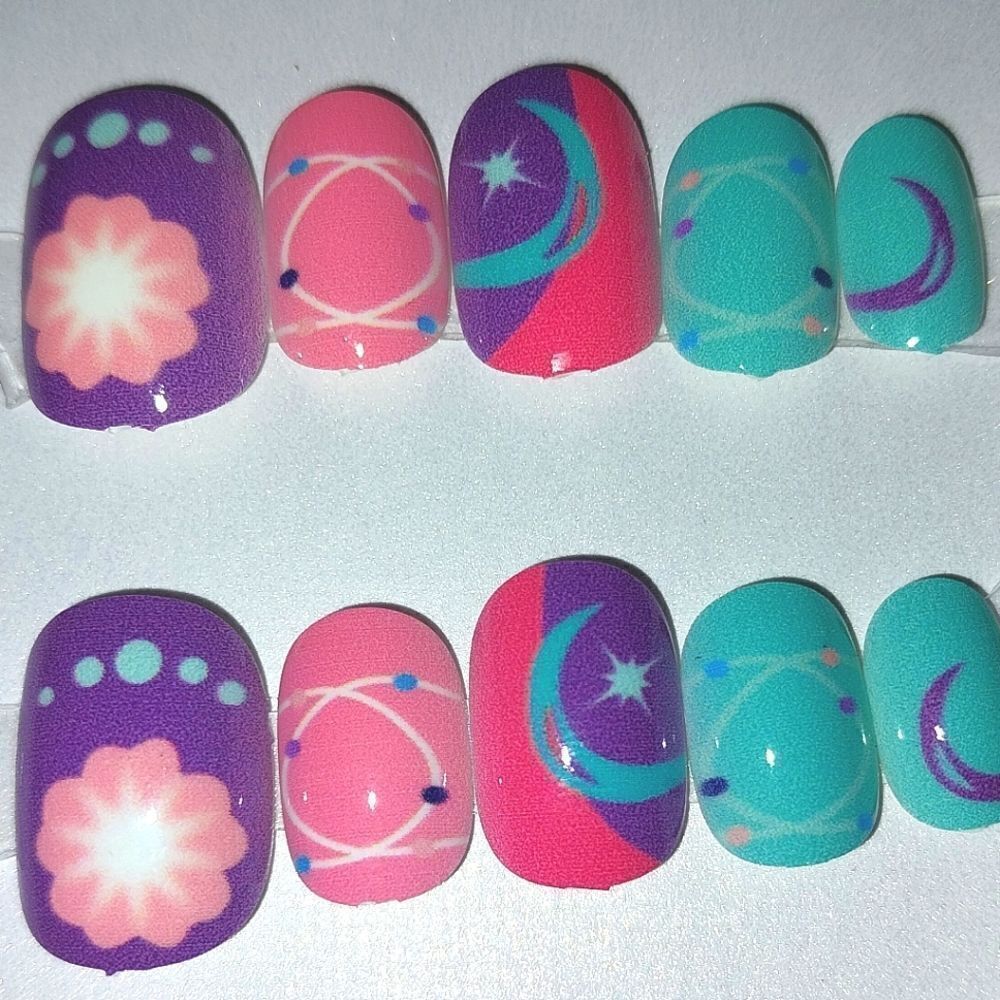 Kids custom 10pc  press on nails for girls and teens